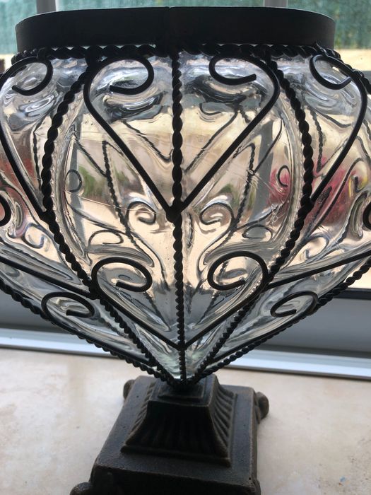 Jarra decoração em metal e vidro