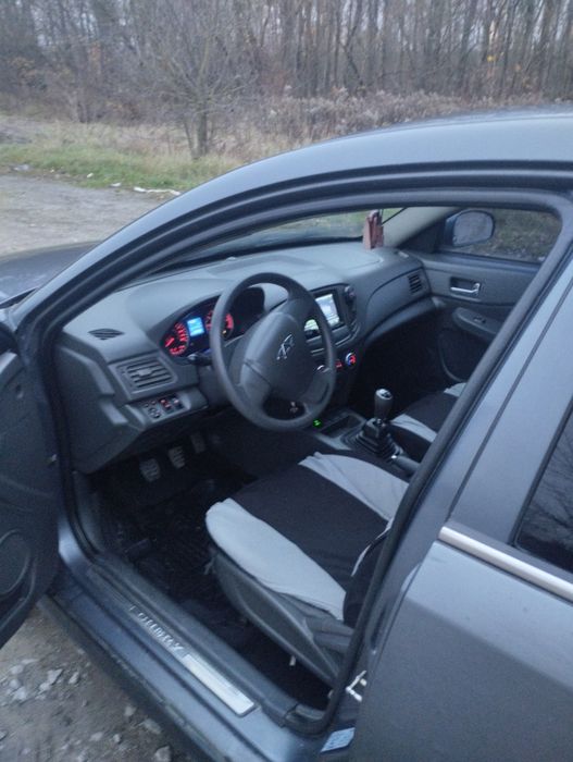 Продам економне авто.