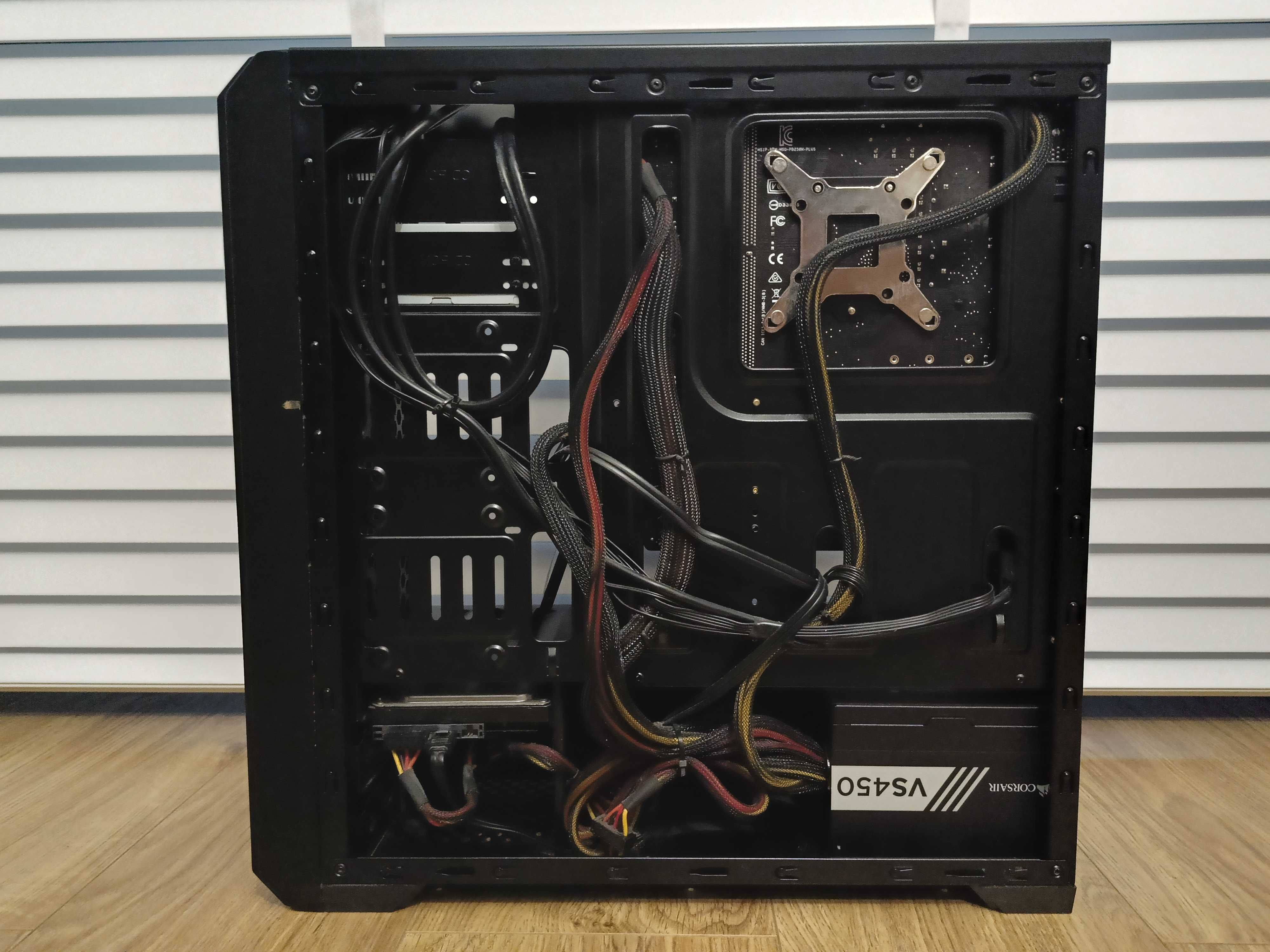 Komputer stacjonarny i7-7700K / GTX 1050 Ti / 16GB RAM / 1TB
