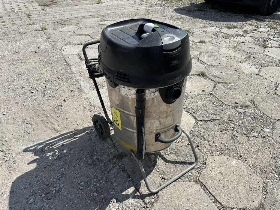 Odkurzacz Przemysłowy Karcher nt 72/2