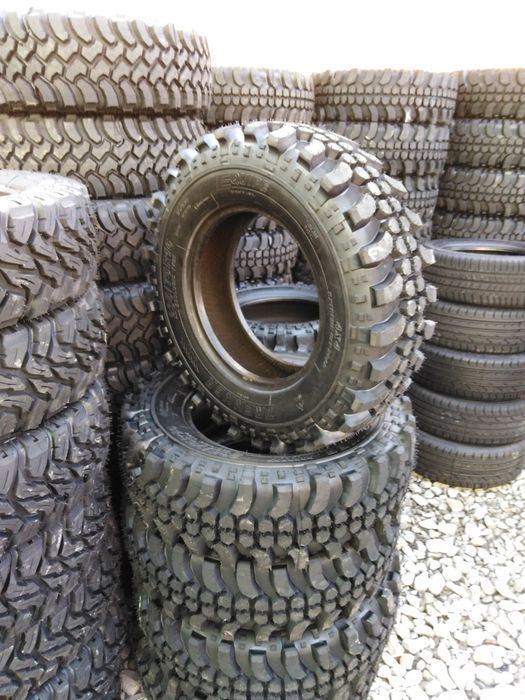 Opona Equipe 225/80 R16  Wzór Simex