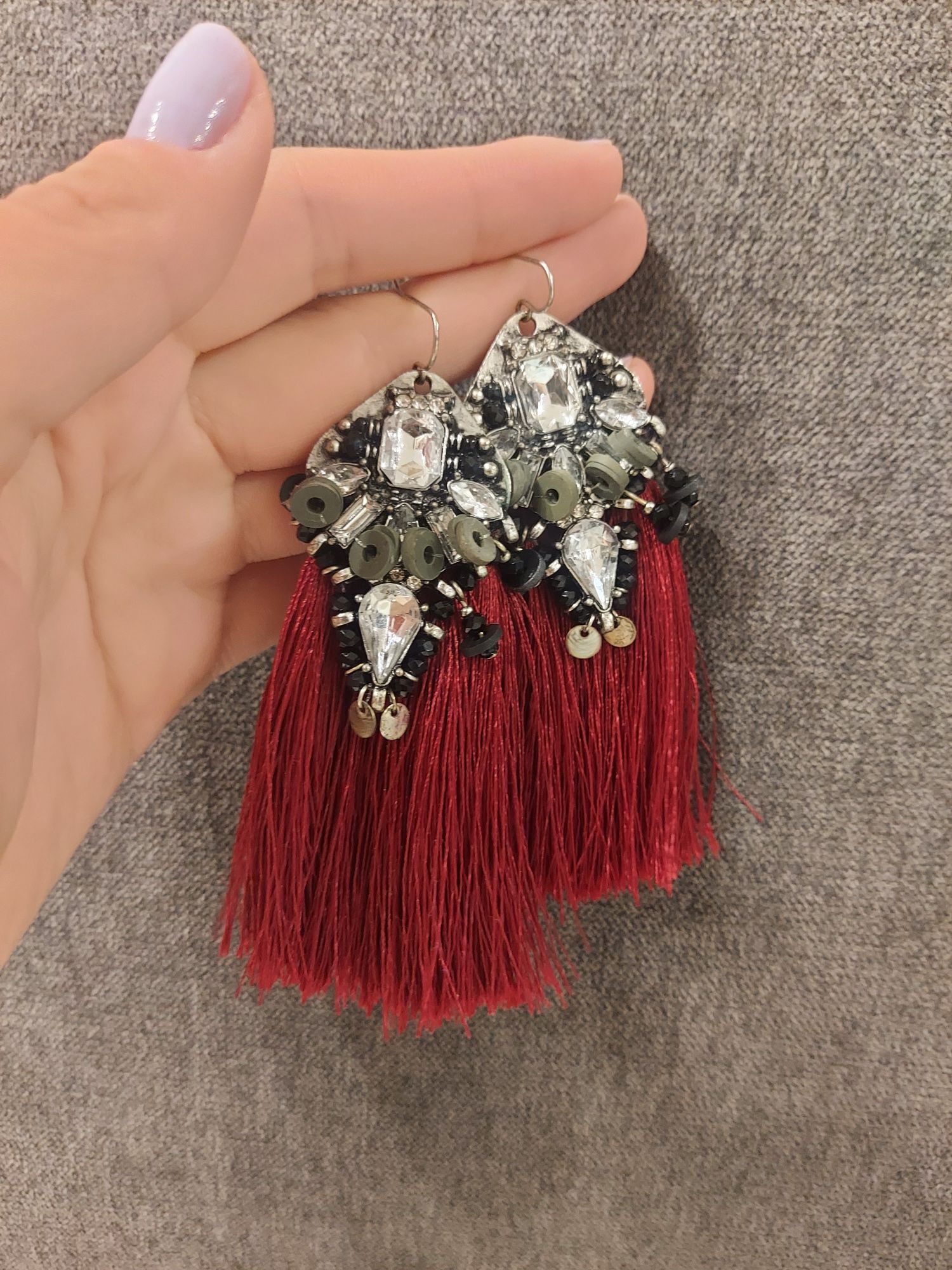 Сережки масивні з китицями