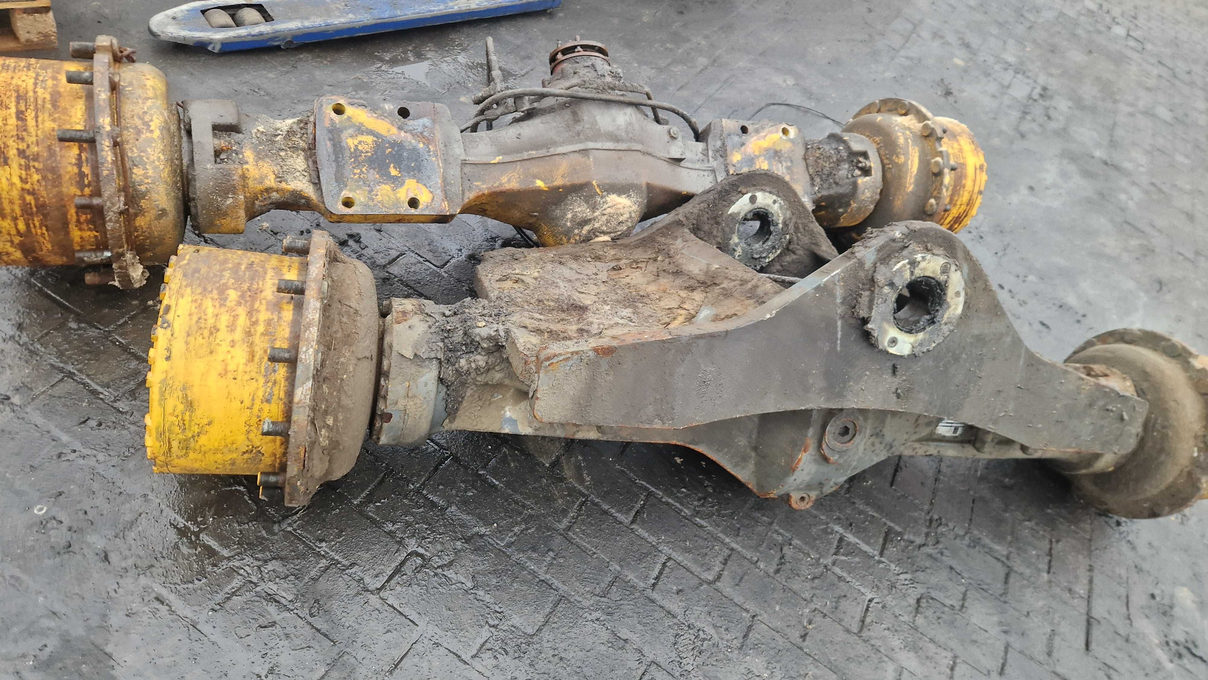 Ładowarka Liebherr L 544 most zwolnica siłownik zf AP-409/DK