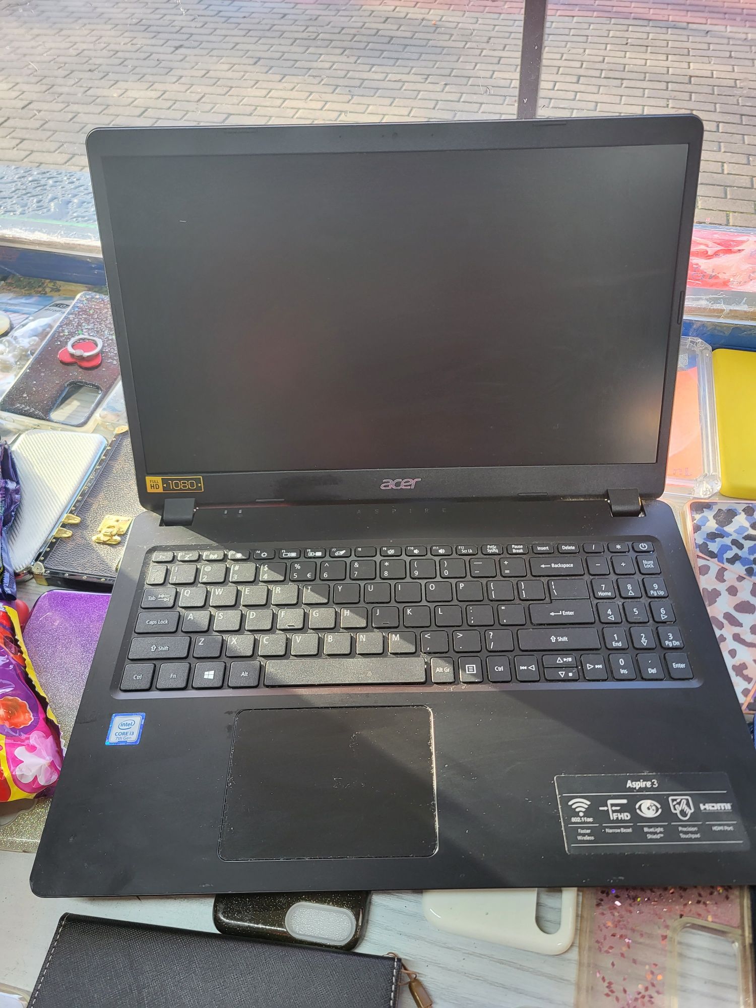 Laptop Acer Aspire 3 i3 8GB 256 SSD Win 10