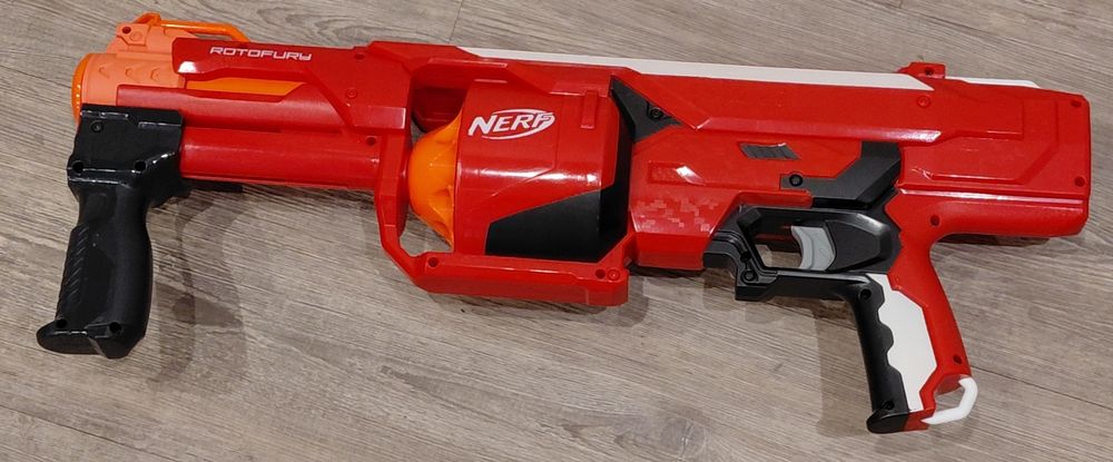 Lançador NERF Mega Rotofury