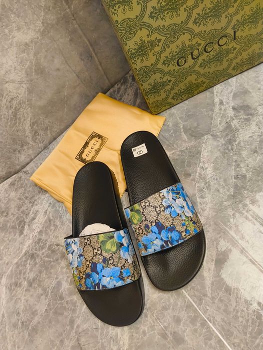 Chinelos Gucci Pretos