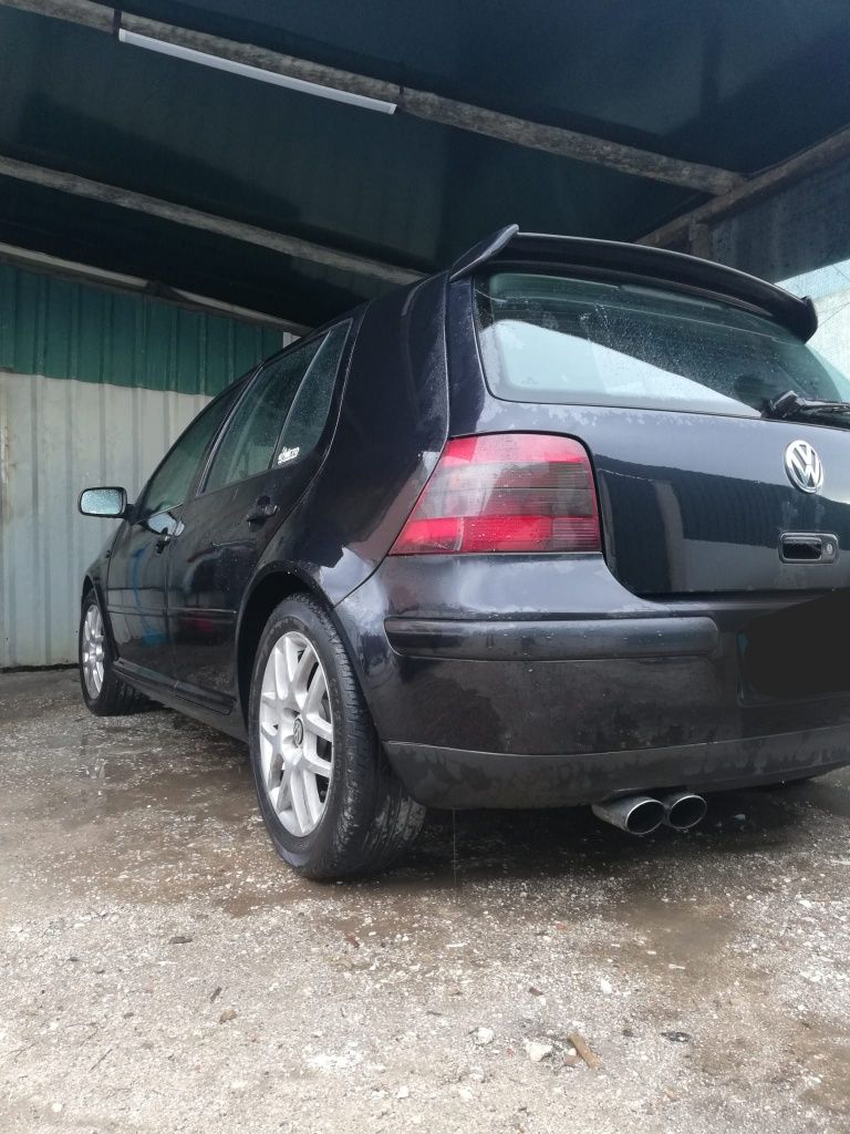 Vende se Golf 4 pd 130cv