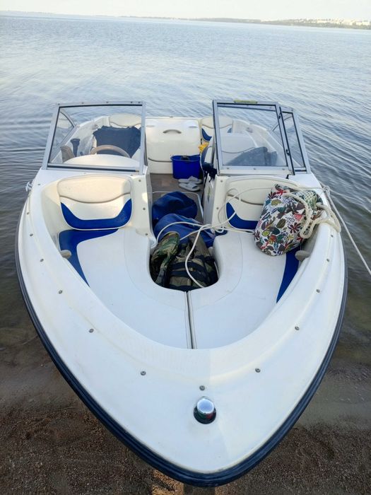 Bayliner 175 катер