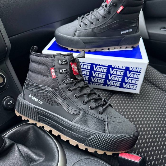 Чоловічі зимові кросівки ванс чорні хутро Vans Old Skool MTE Gore Tex