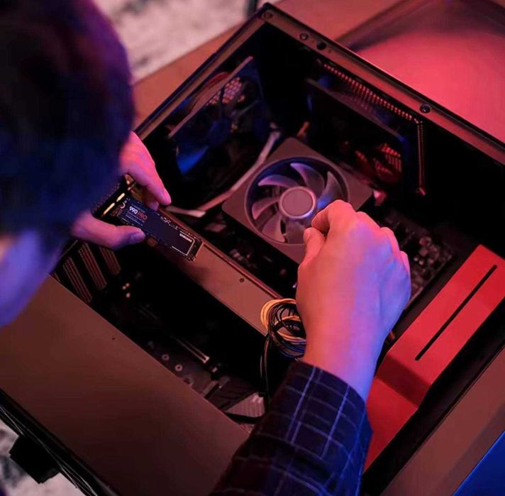 Продаються SSD-накопичувачі M.2 PCIe NVMe 4.0