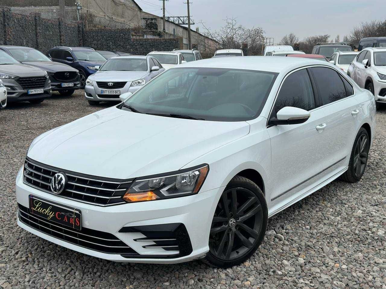 Авто Volkswagen Passat 2016