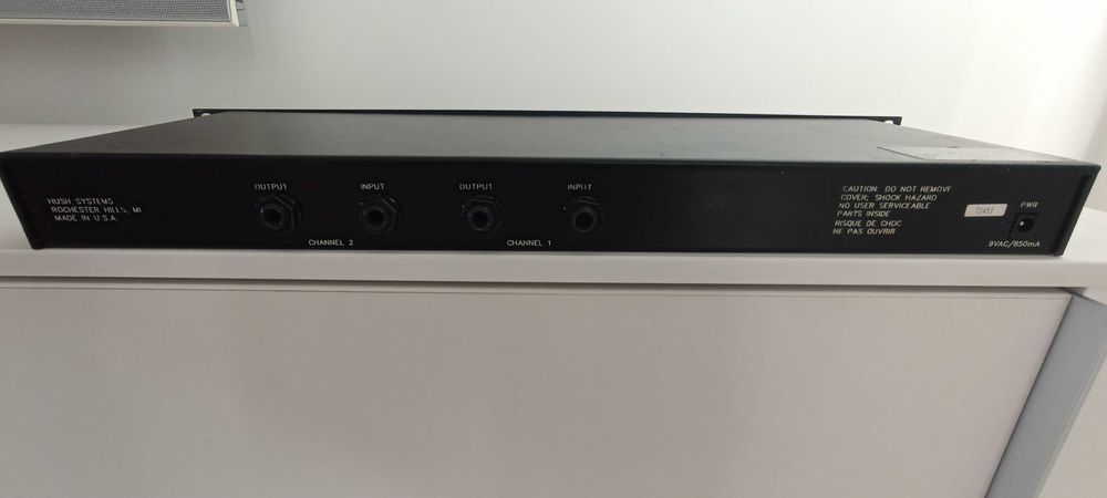 Bramka szumów HUSH Systems II CX Noise Reduction System
