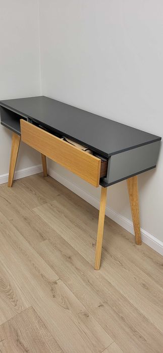 Biurko konsola z szufladą i półką