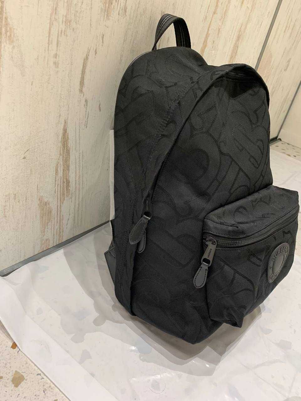 BURBERRY Men Monogram Recycled Polyester Jacquard Backpack-Black
