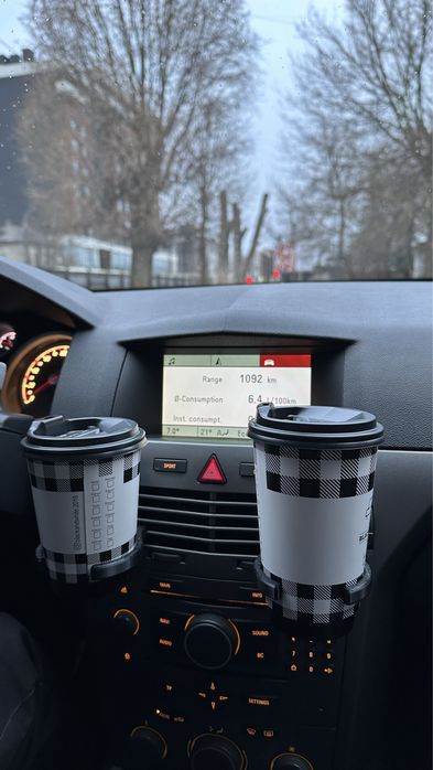Підстаканник Астра Н  Підсклянник Opel Astra H
