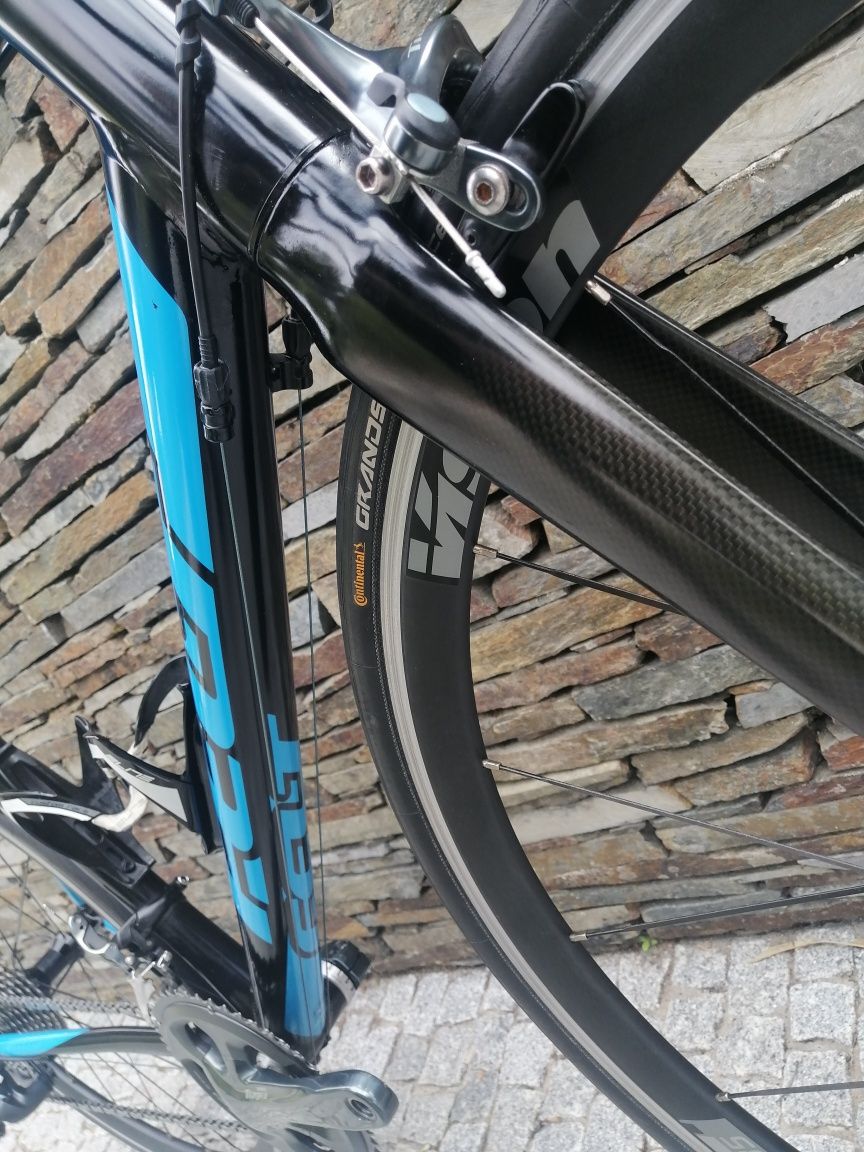 Bicicleta de estrada - FELT