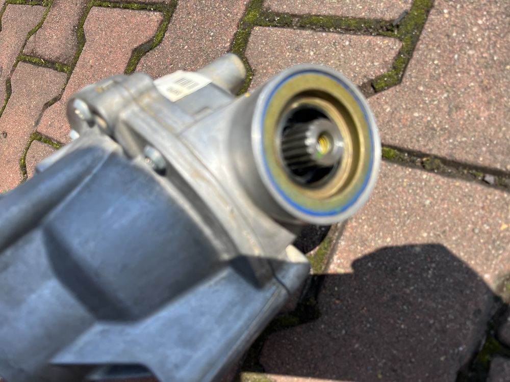 Dyfer przedni z Visco-lock Can-am Renegade 1000R