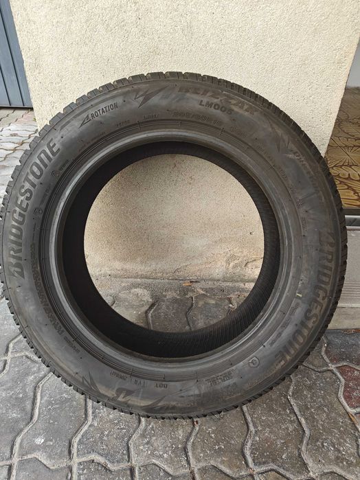 Bridgestone Blizzak LM005 205/60/16 96H XL Runflat