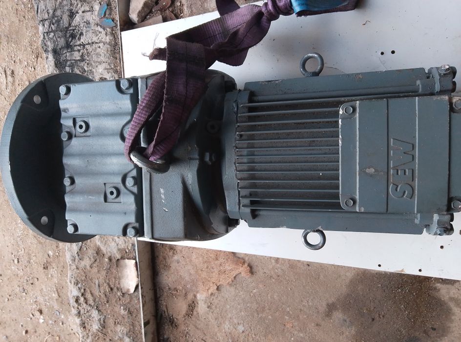 Motoreduktor Przekładnia SEW 4kW 23 obtoty