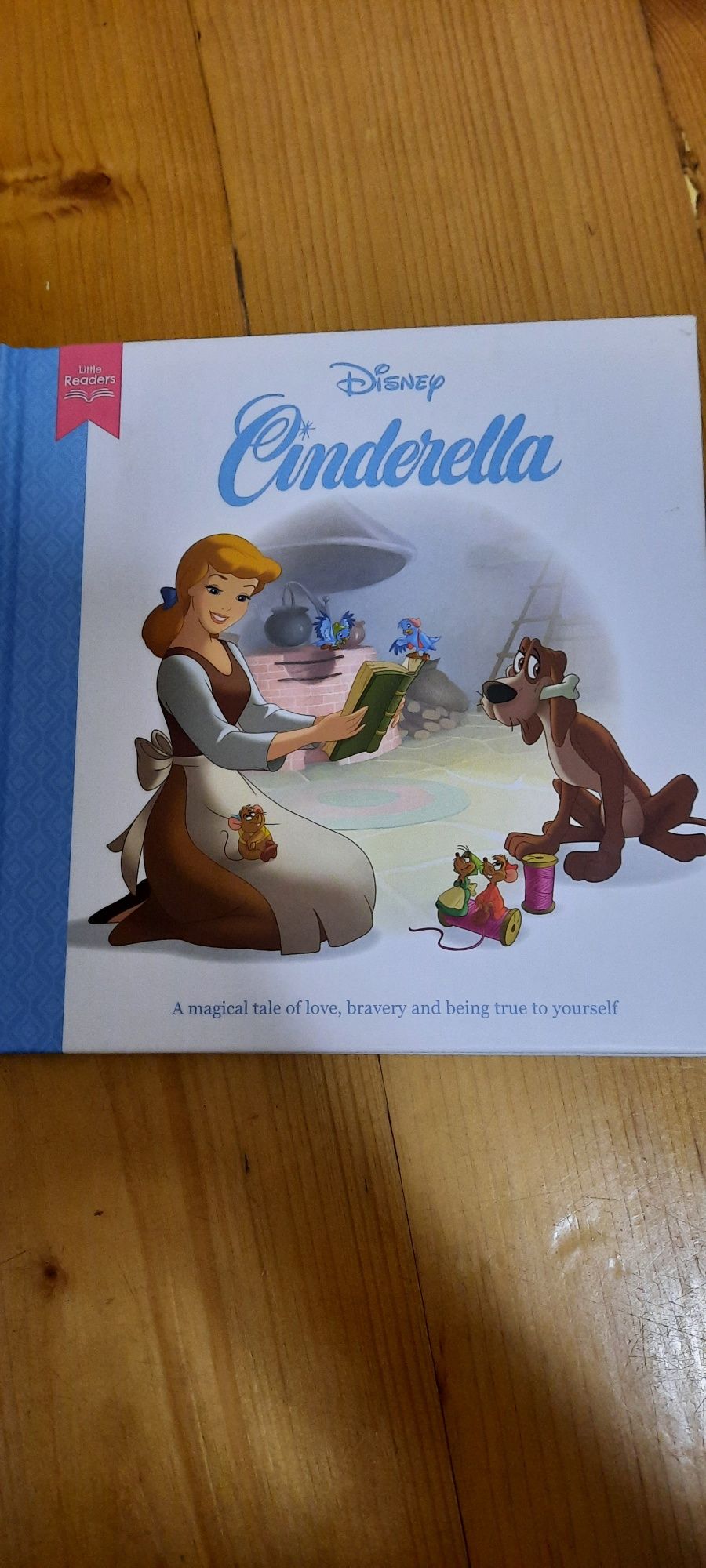 Kopciuszek po angielsku, Cinderella