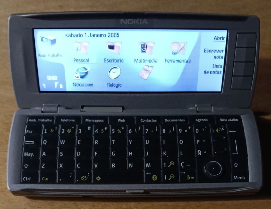 Telemóvel Modelo 9500 Comunicator