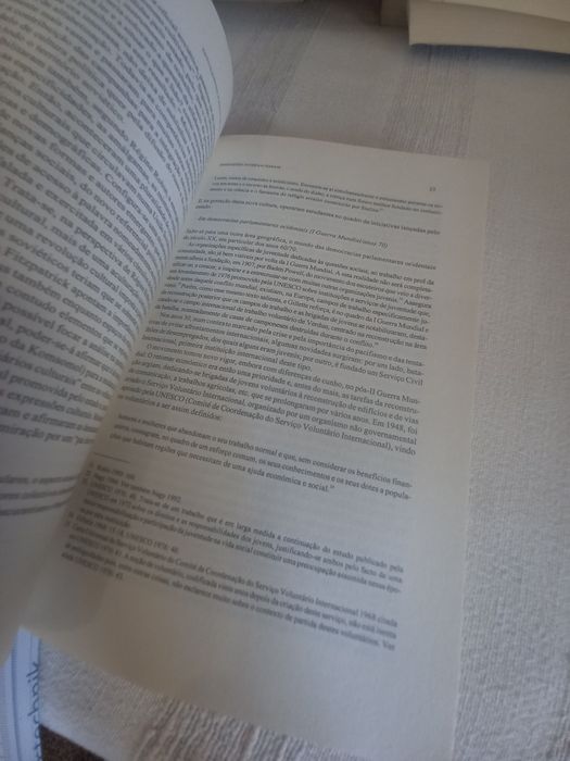 Estudantes e Povo na Revolução de Abril 74