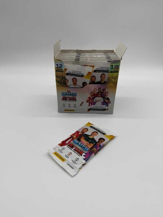 TOPPS MATCH ATTAX 2025/26 - BOX 32 saszetki, 384 karty piłkarskie