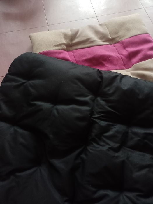 Лежанки для собак