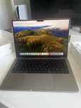 Apple MacBook Pro 14 / M2 / 16GB RAM / 1TB SSD