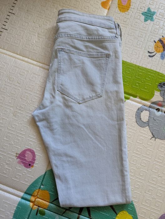 Джинси жіночі скінні НМ