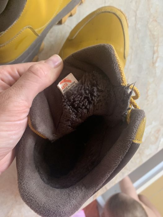 СРОЧНО!!!Кросівки ботинки фірми Anta 26 см 40розмір