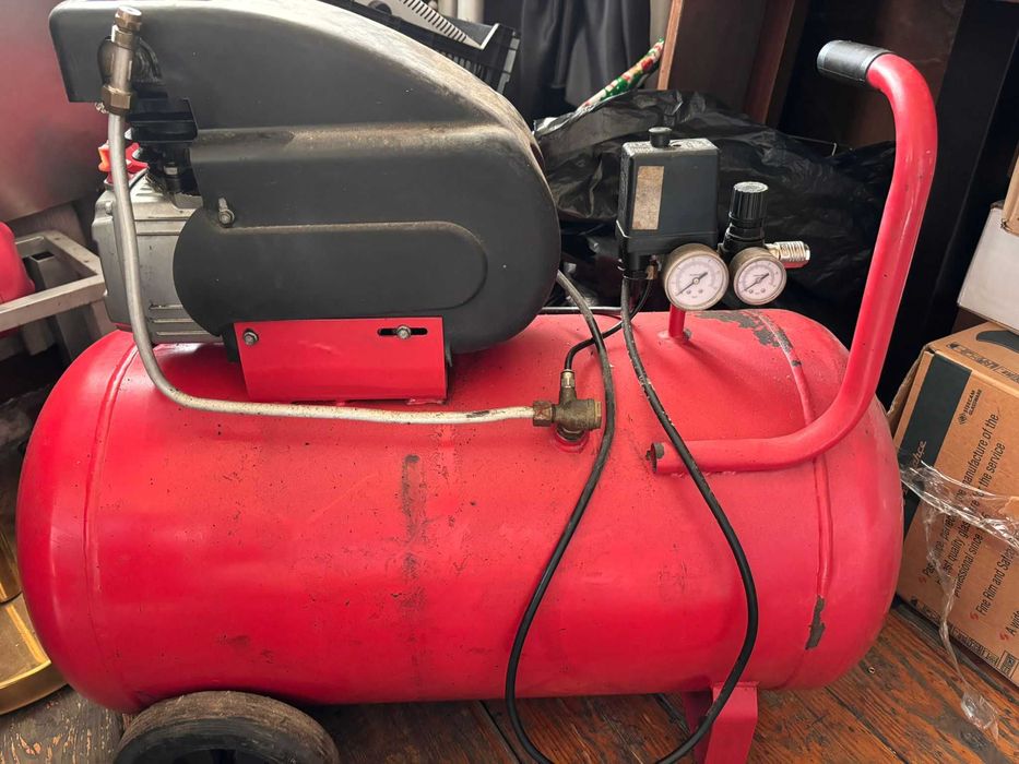 Compressor de ar portátil a pistão