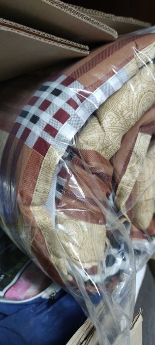 Ковдра полуторна 145'210 якість 100%.