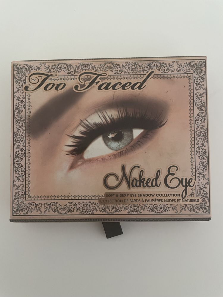 Vendo paleta de olhos TOO faced