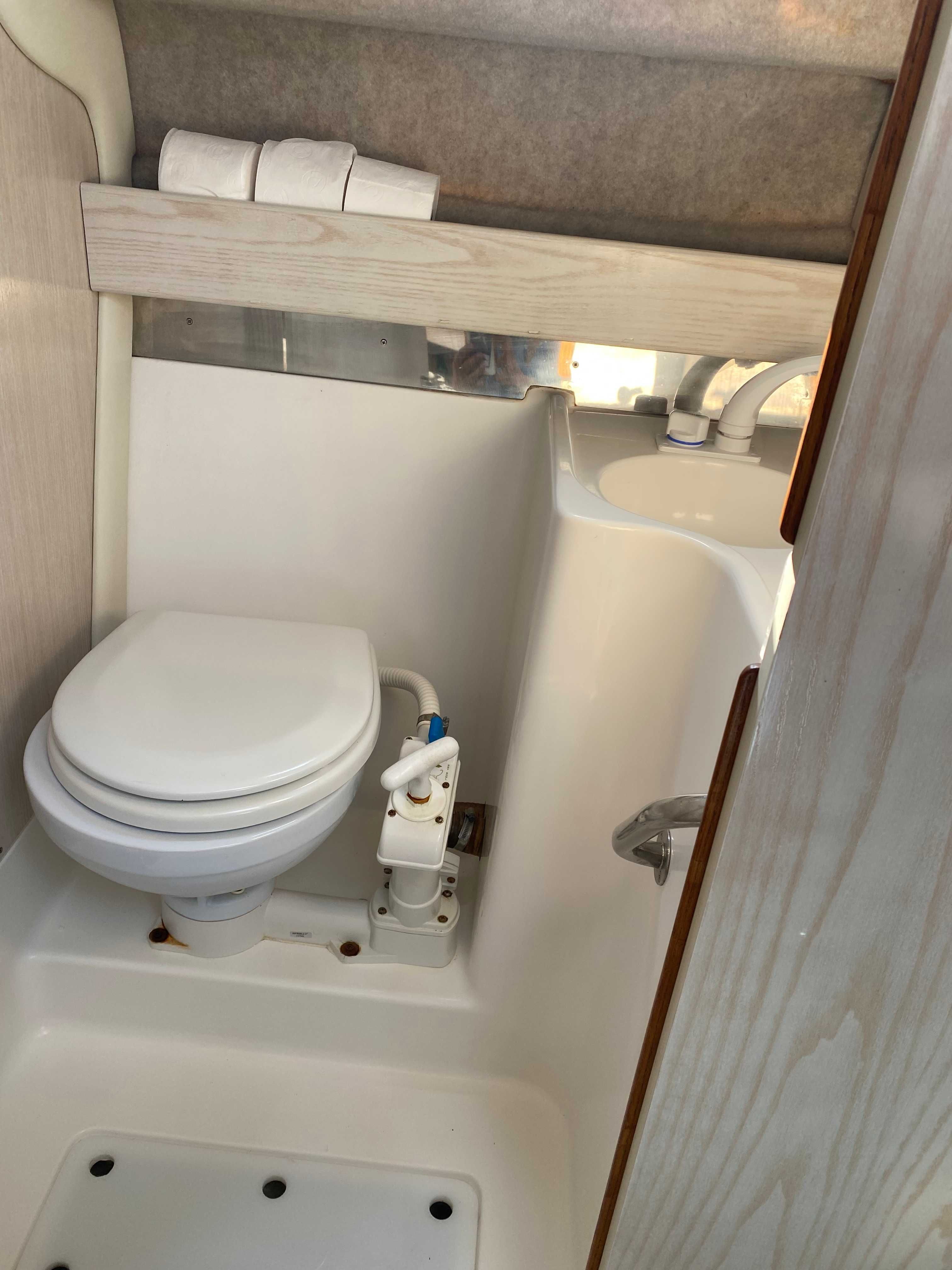 LANCHA 8,2 M.CABINADA