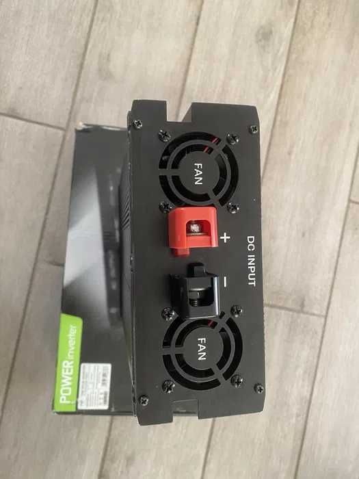 Інвертор Green Cell 1500Вт/3000Вт inv 22 чиста синусоіда.