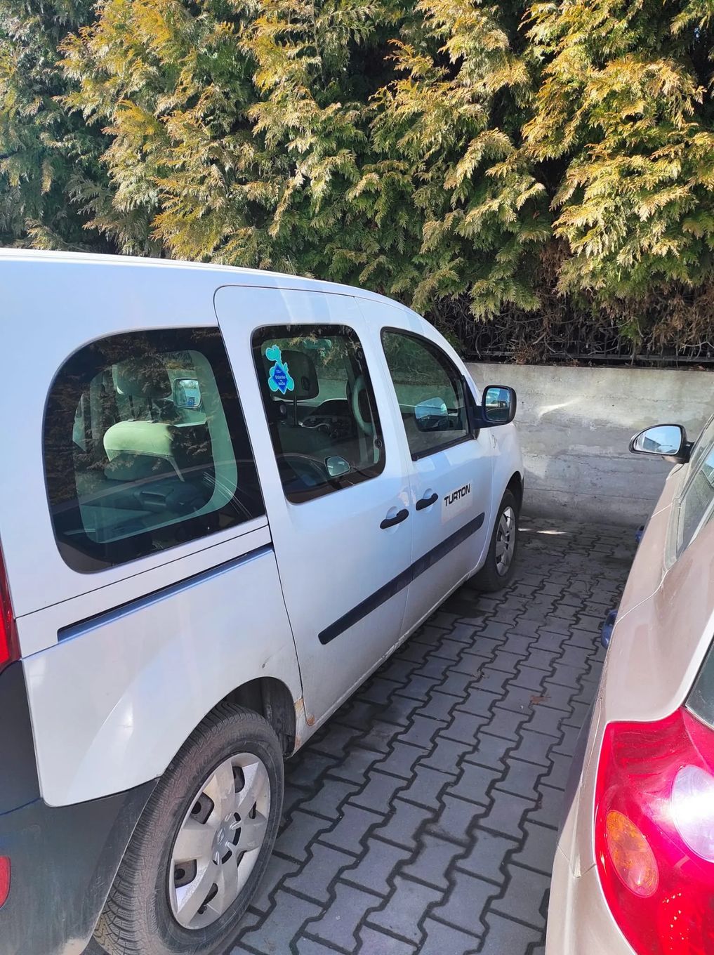 Renault Kangoo Renault Kangoo Helios II 2008 1,5 dci Diesel