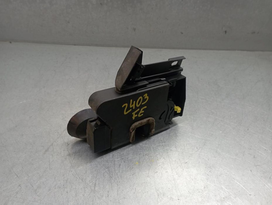 Fechadura / fecho porta frente esquerdo DACIA Sandero III