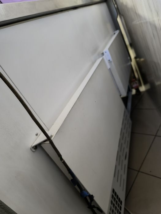 Холодильник морозильна камера