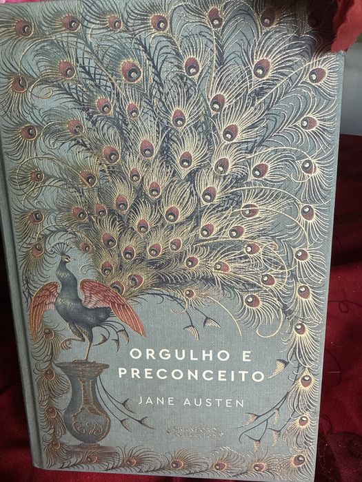 Livros da Coleção Romances Eternos