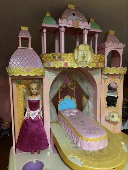 Tocador/Castelo do filme da Barbie "A Princesa da Ilha"
