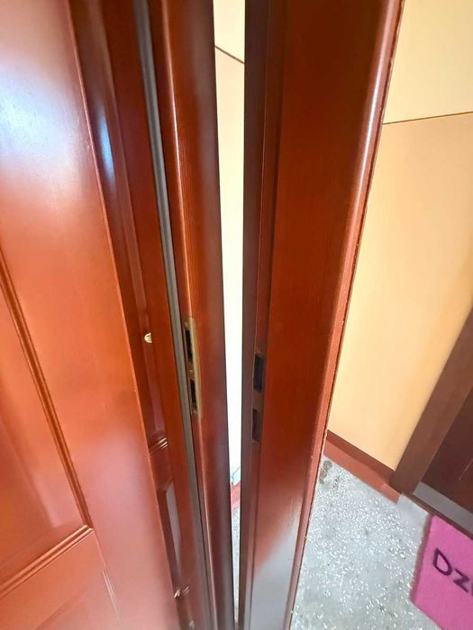 Drzwi wewnętrzne drewniane z ościeżnicą