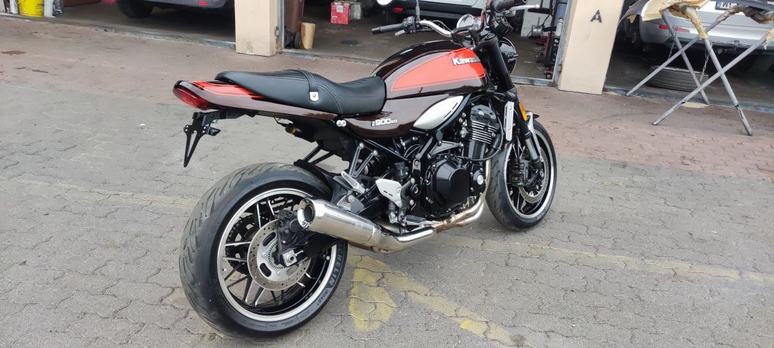 Kawasaki Z900RS 945cm3