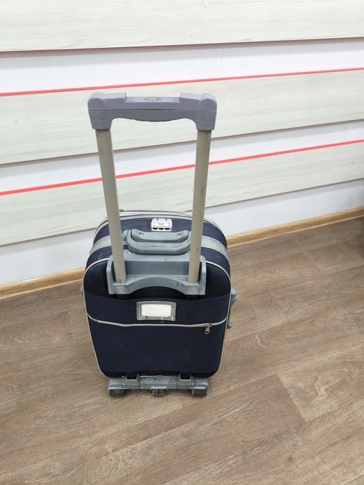 Валіза ALEXANDER  дорожня бу