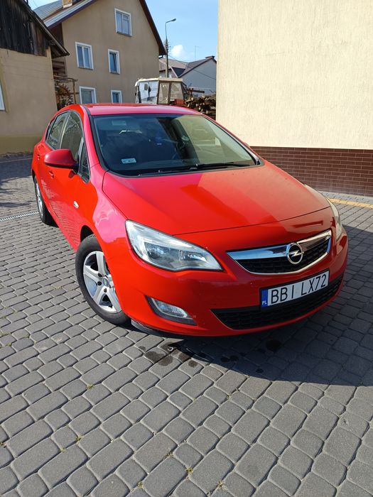 Opel Astra J 1.7 CDTi (110KM)