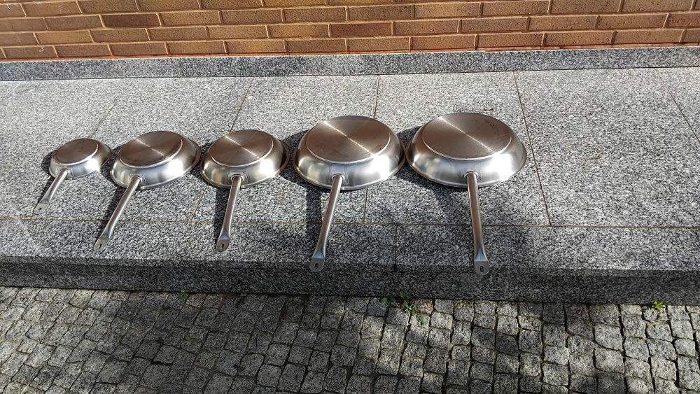 5 frigideiras /sertã de restaurante