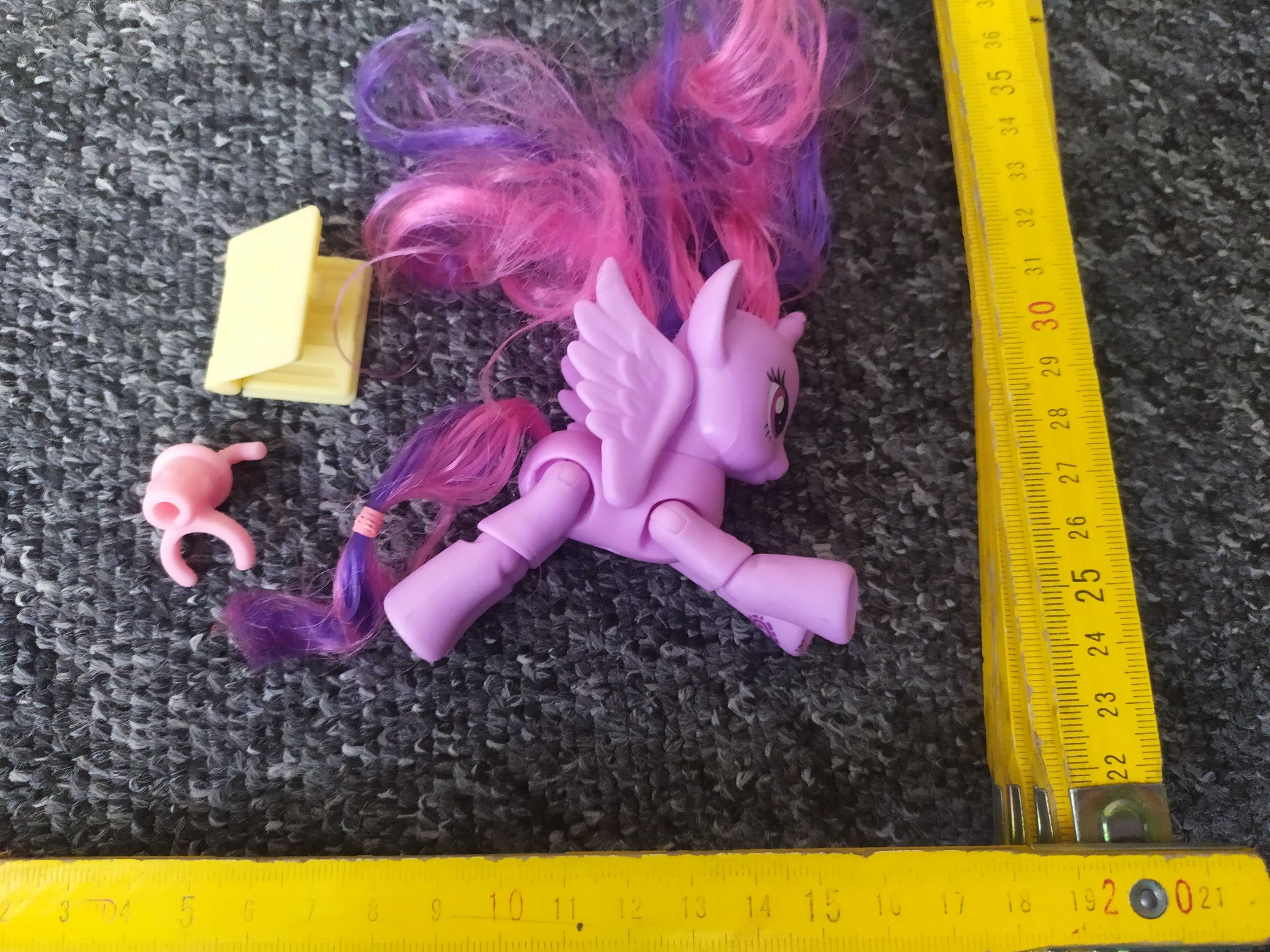 MLP figurka Twilight Sparkle kucyk do pozowania My Little Pony 10