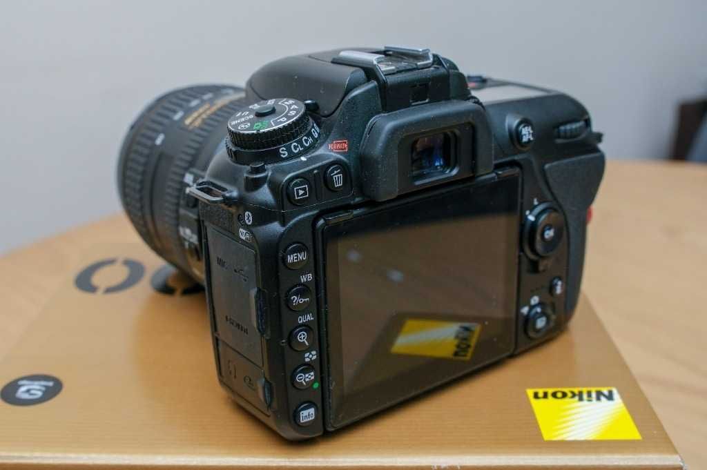 Lustrzanka NIKON D7500. SAMO BODY (bez obiektywu).Stan idealny!