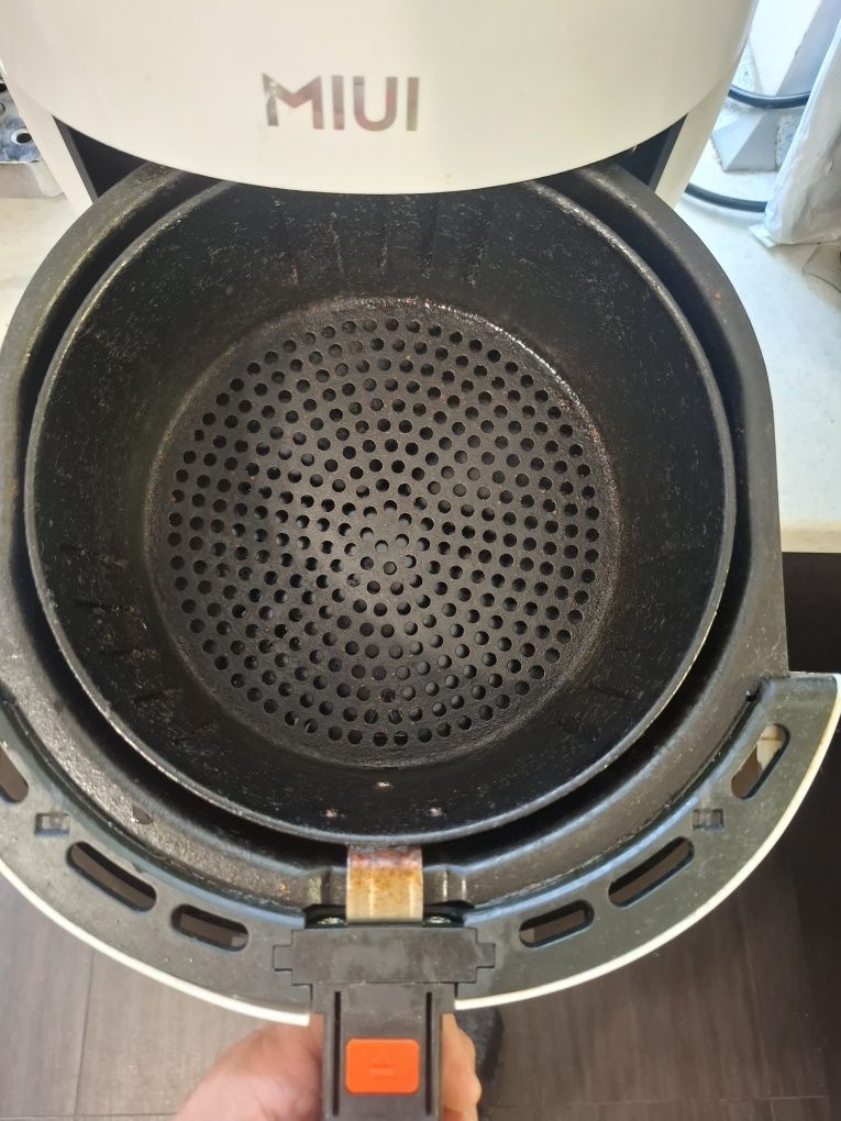 Б/у Аерофритюрниця MIUI Air Fryer LED Touchscreen