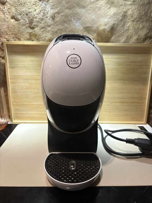 Maquina de Cafe Dolce Gusto Neo